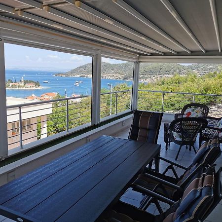 Luxury Apartment Prestige Villa Bellevue Vis Eksteriør bilde