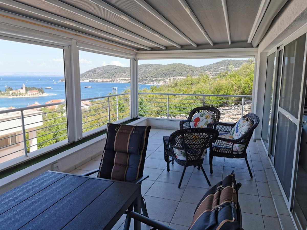 Luxury Apartment Prestige Villa Bellevue Vis Eksteriør bilde