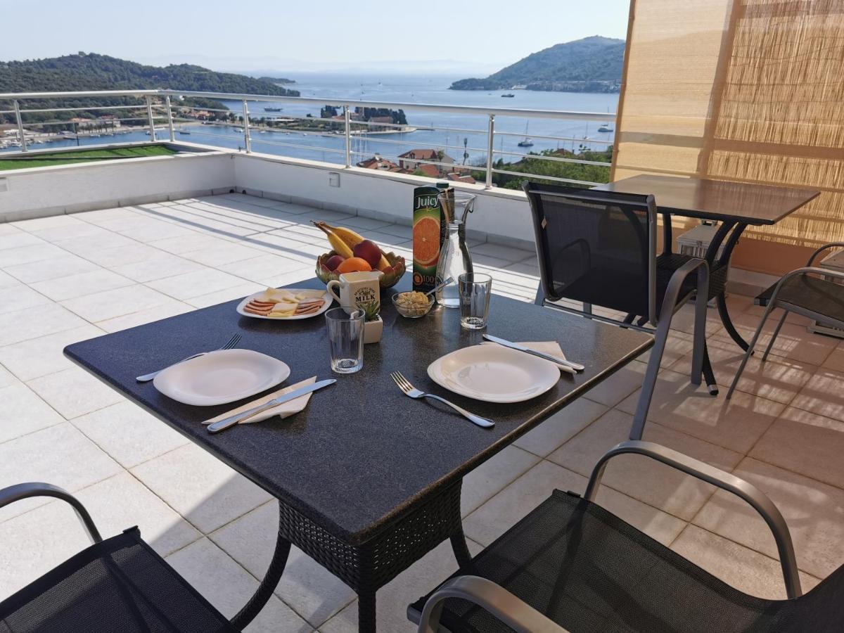 Luxury Apartment Prestige Villa Bellevue Vis Eksteriør bilde