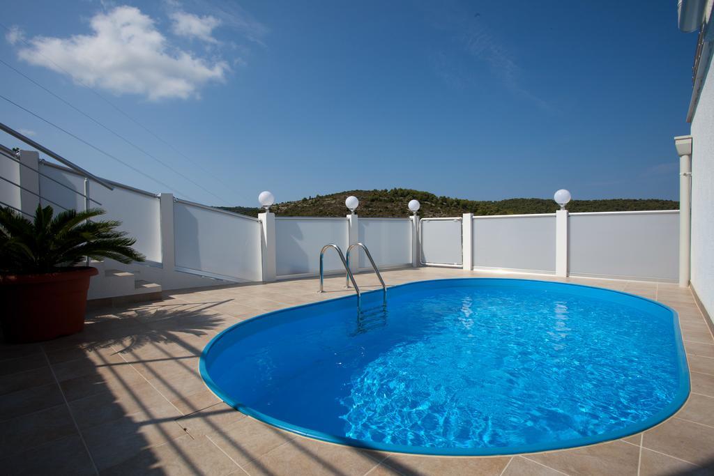 Luxury Apartment Prestige Villa Bellevue Vis Eksteriør bilde