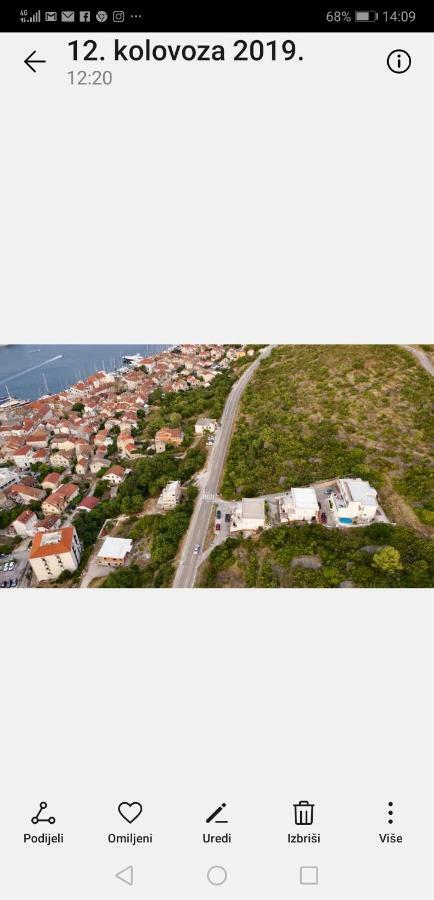 Luxury Apartment Prestige Villa Bellevue Vis Eksteriør bilde